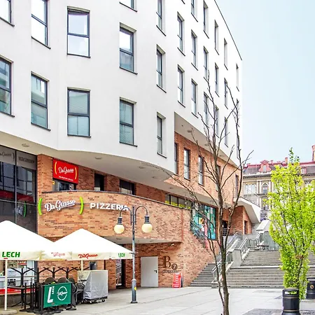 公寓 Paryski Centrum #nestapartamenty 别尔斯克-比亚拉